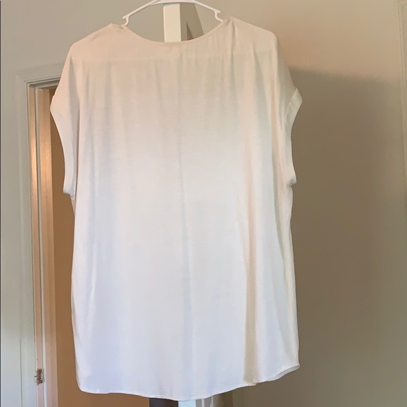 Blouse - Picture 2 of 4